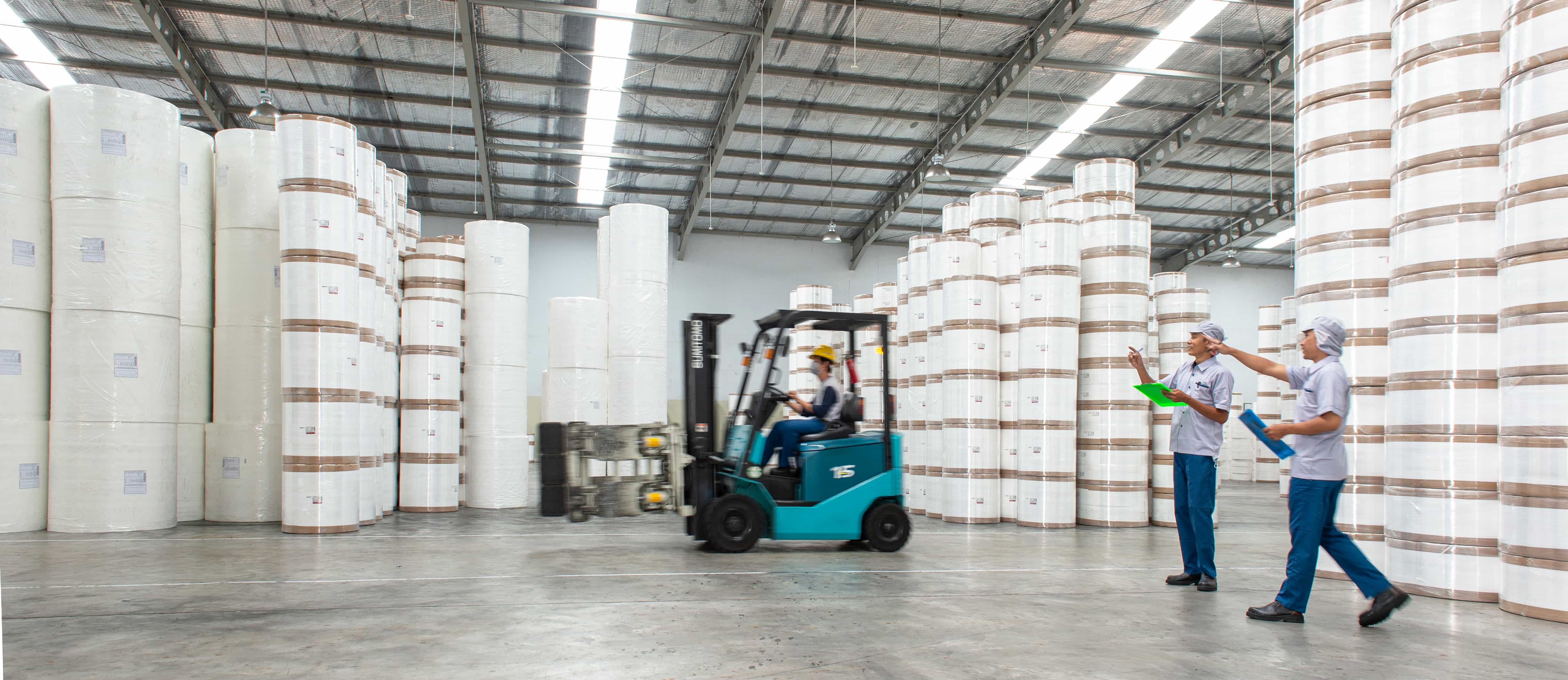 Rolls of nonwoven fabric in PT Multi Spunindo Jaya warehouse
